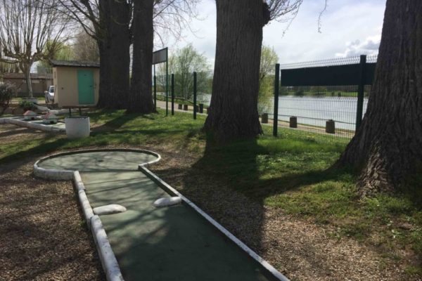 mini golf montmerle sur saône