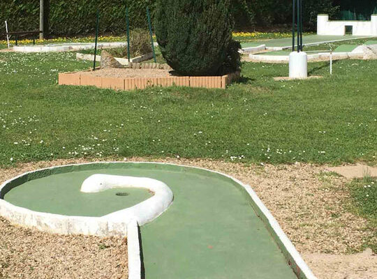 mini golf montmerle sur saône